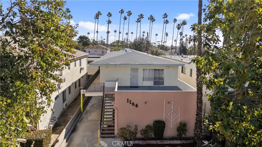 1164 Raymond Avenue, Glendale, California 91201
