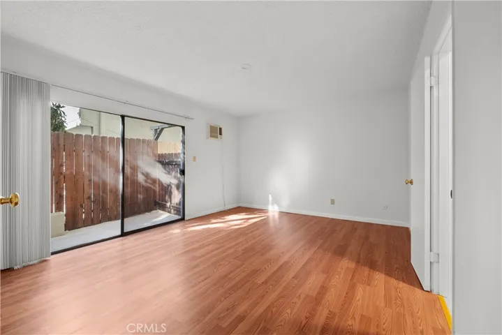 1164 Raymond Avenue, Glendale, California 91201