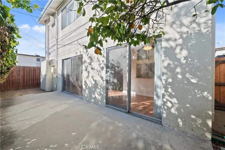 1164 Raymond Avenue, Glendale, California 91201