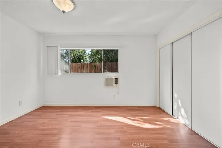 1164 Raymond Avenue, Glendale, California 91201