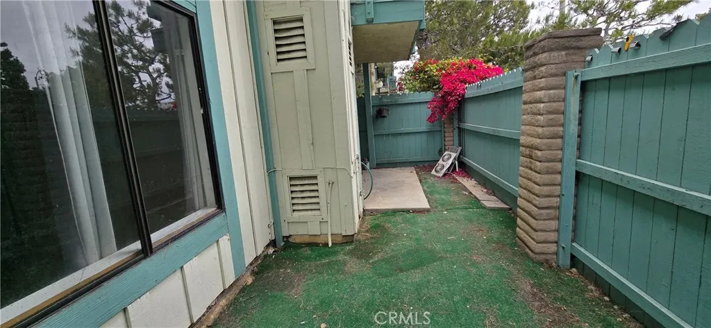 20415 S Vermont Avenue 5, Torrance, California 90502
