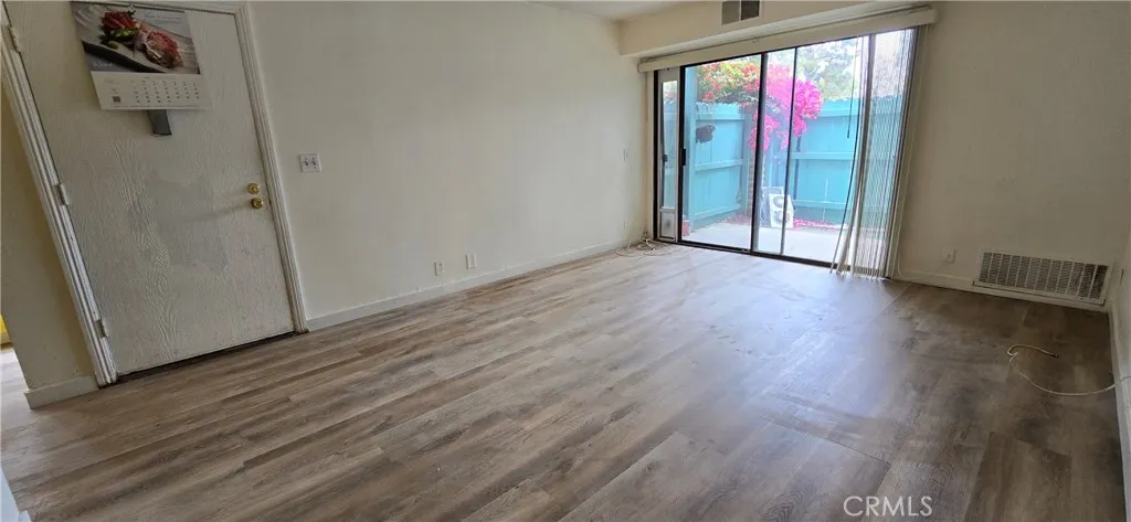 20415 S Vermont Avenue 5, Torrance, California 90502