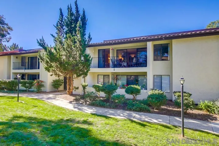 17617 Pomerado Rd 215, San Diego, California 92128