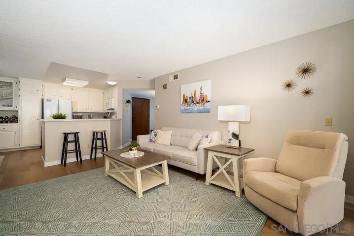 17617 Pomerado Rd 215, San Diego, California 92128