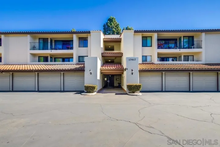 17617 Pomerado Rd 215, San Diego, California 92128