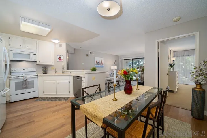 17617 Pomerado Rd 215, San Diego, California 92128