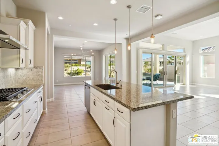 12 Pinotage, Rancho Mirage, California 92270