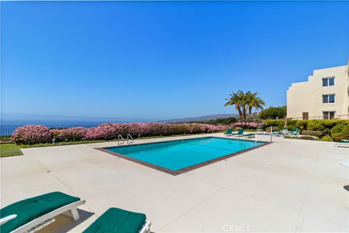 3200 La Rotonda Drive 514, Rancho Palos Verdes, California 90275