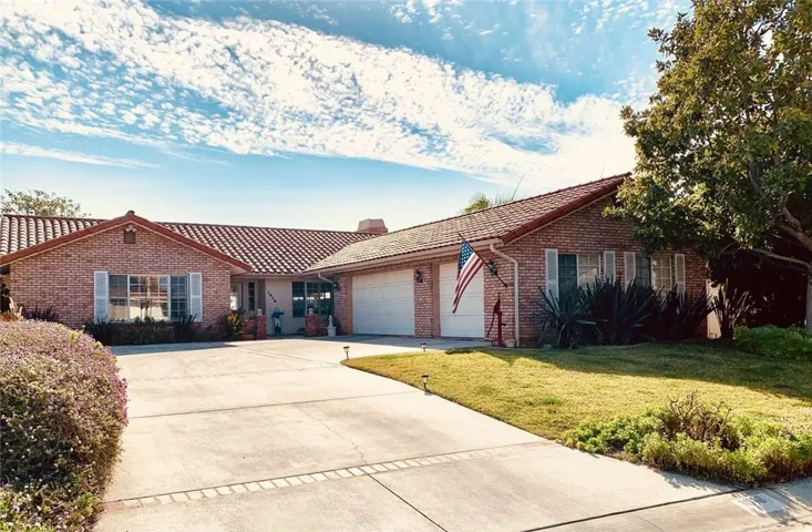 1018 Ridge Heights Drive, Fallbrook, California 92028