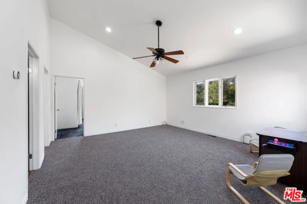 34136 Mulholland Highway, Malibu, California 90265 home-pic-46
