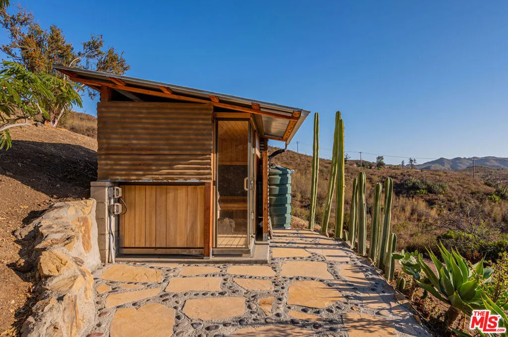 34136 Mulholland Highway, Malibu, California 90265 home-pic-49