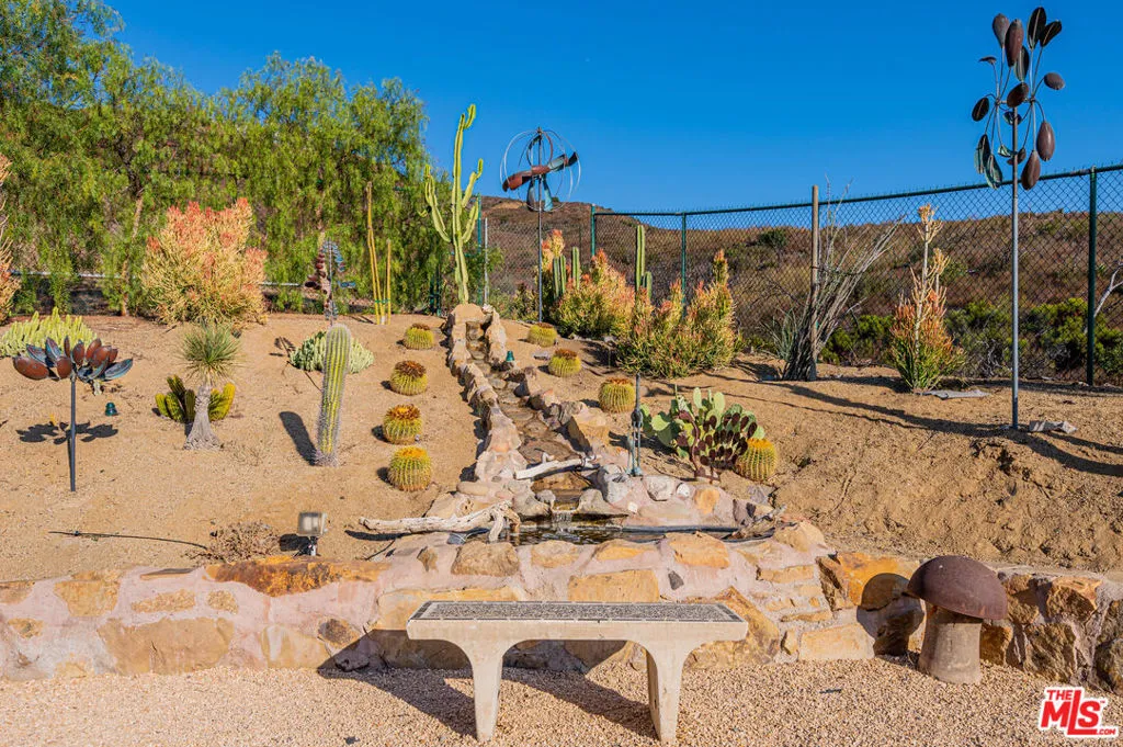 34136 Mulholland Highway, Malibu, California 90265 home-pic-48