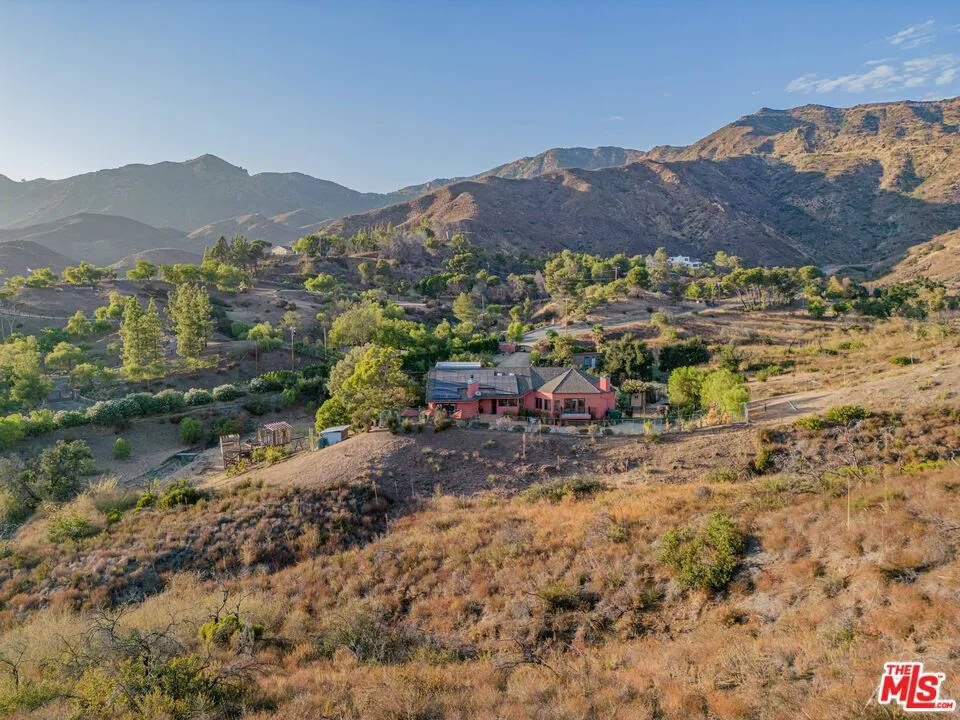 34136 Mulholland Highway, Malibu, California 90265 home-pic-60
