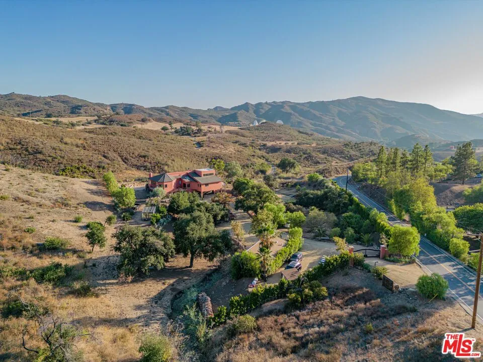 34136 Mulholland Highway, Malibu, California 90265 home-pic-68