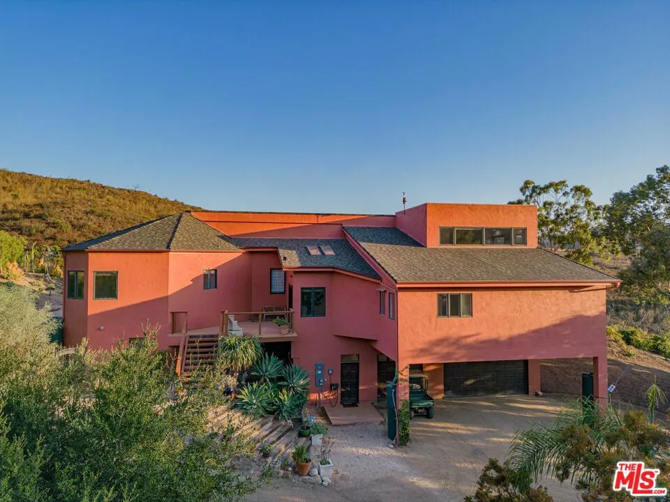 34136 Mulholland Highway, Malibu, California 90265 home-pic-54