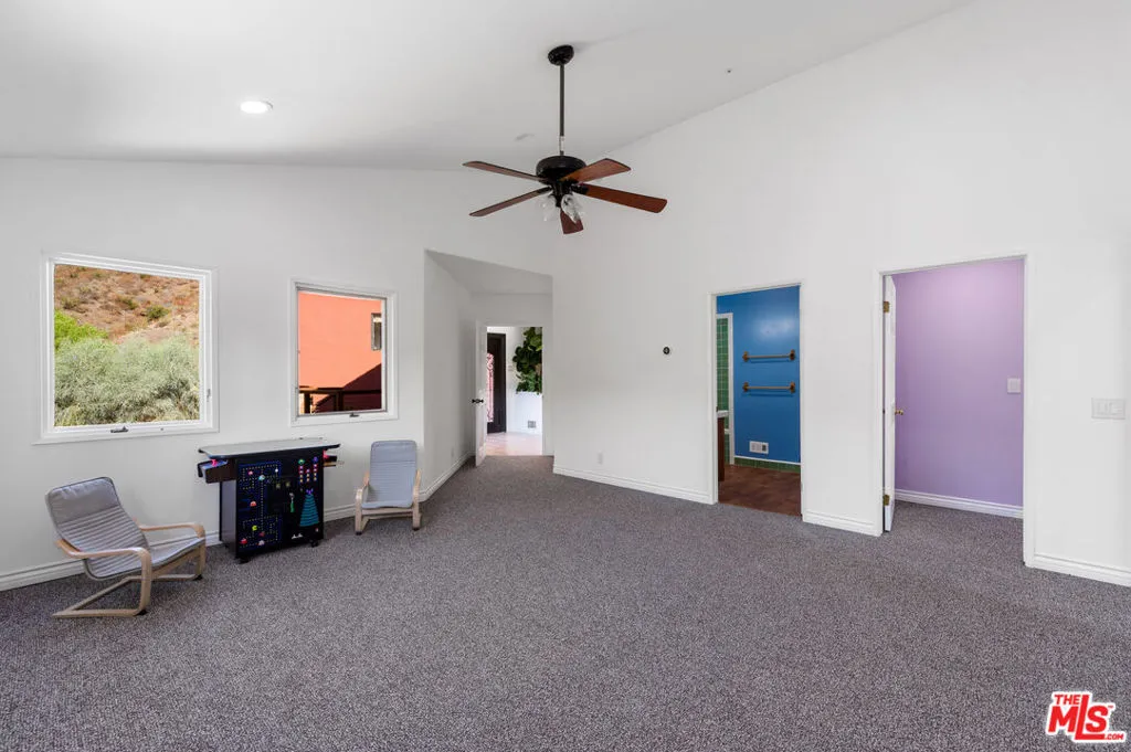 34136 Mulholland Highway, Malibu, California 90265 home-pic-45