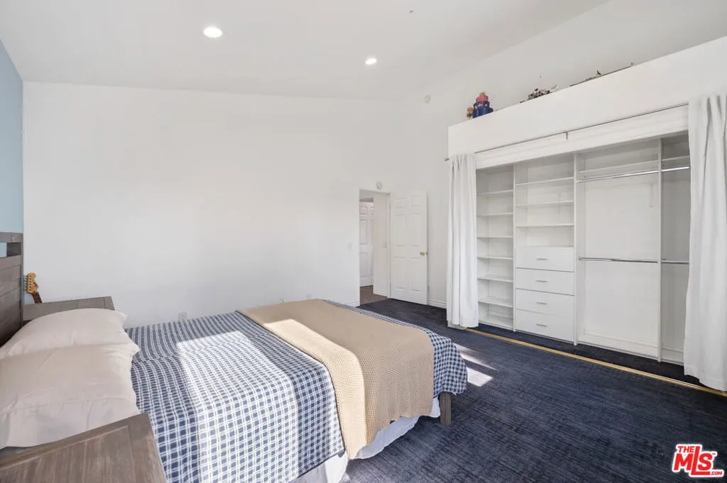 34136 Mulholland Highway, Malibu, California 90265 home-pic-31