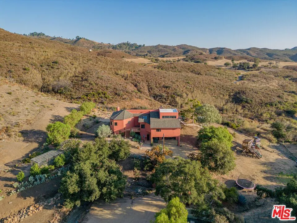 34136 Mulholland Highway, Malibu, California 90265 home-pic-62