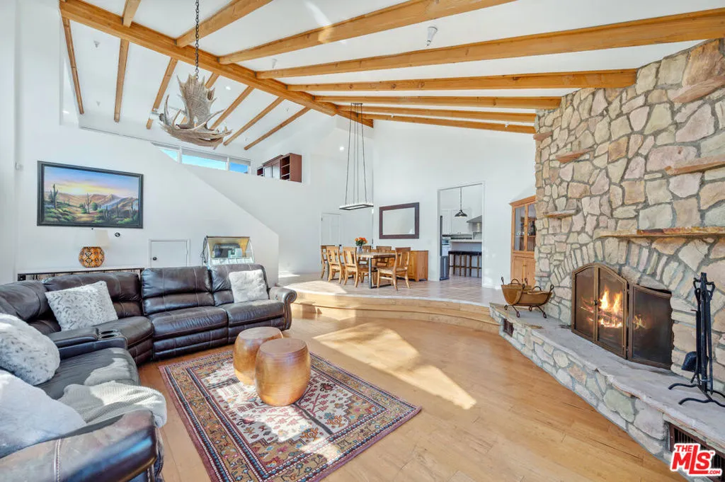 34136 Mulholland Highway, Malibu, California 90265 home-pic-7