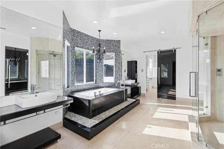 5110 E Copa De Oro Drive, Anaheim Hills, California 92807