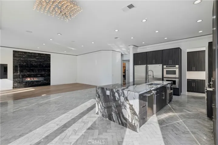 5110 E Copa De Oro Drive, Anaheim Hills, California 92807