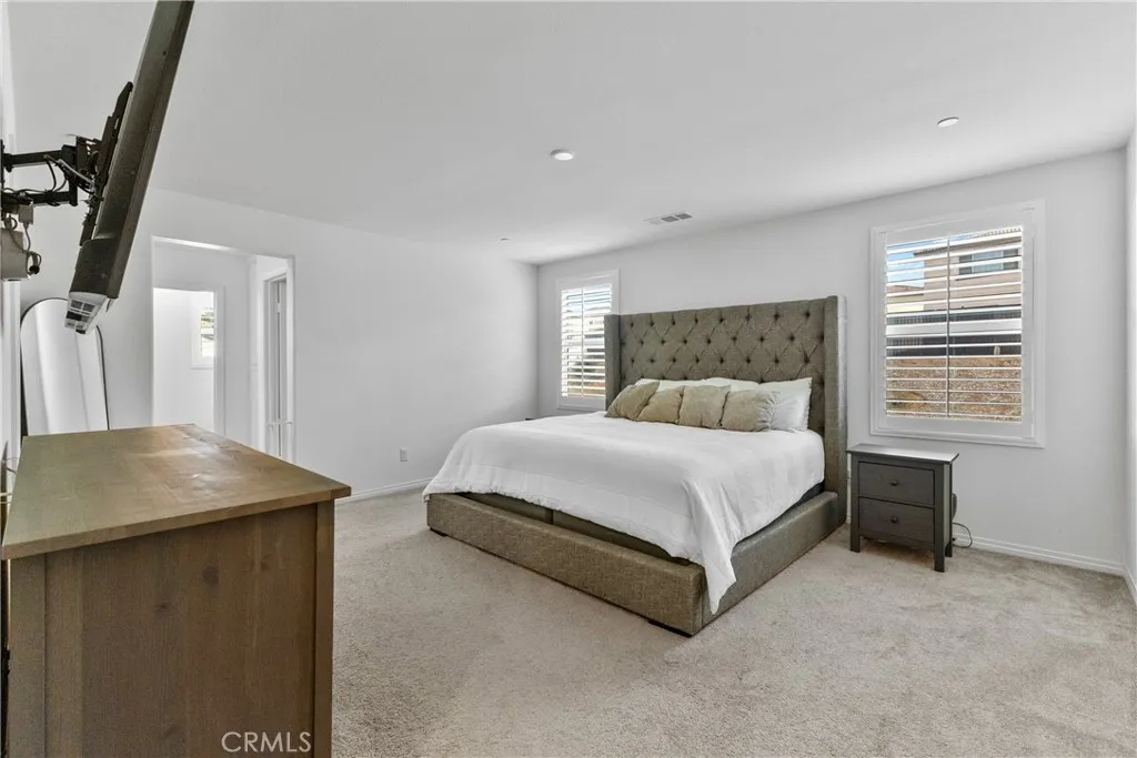 2694 Kings Canyon Drive, Jurupa Valley, California 92509 home-pic-37