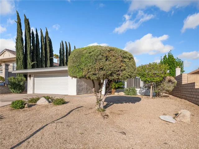 12935 Rain Shadow Road, Victorville, California 92395