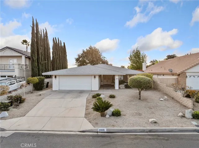 12935 Rain Shadow Road, Victorville, California 92395