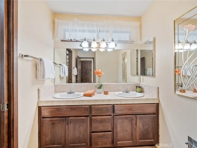 12935 Rain Shadow Road, Victorville, California 92395