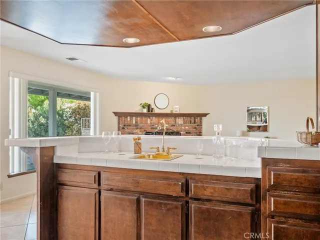 12935 Rain Shadow Road, Victorville, California 92395