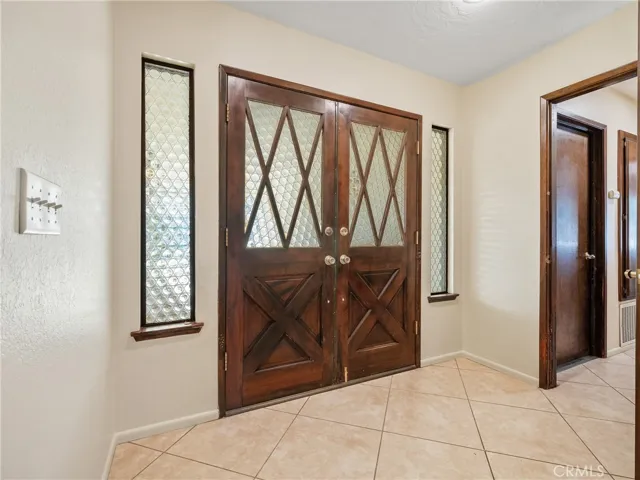 12935 Rain Shadow Road, Victorville, California 92395