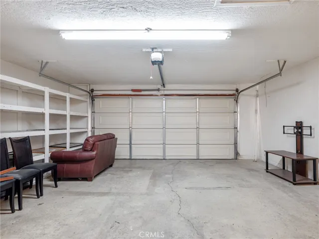 12935 Rain Shadow Road, Victorville, California 92395