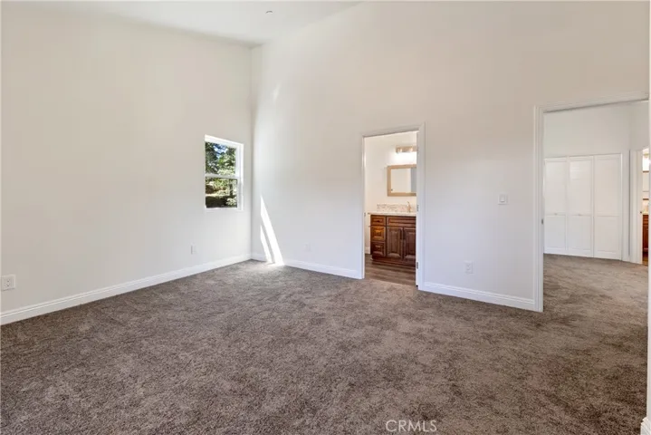 370 Auburn Drive, Lake Arrowhead, California 92391