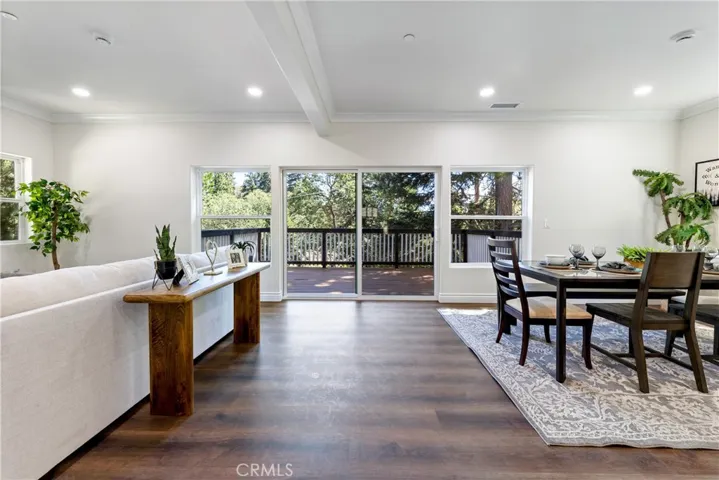 370 Auburn Drive, Lake Arrowhead, California 92391