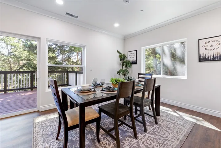 370 Auburn Drive, Lake Arrowhead, California 92391