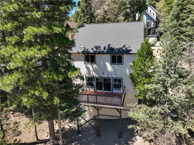 370 Auburn Drive, Lake Arrowhead, California 92391