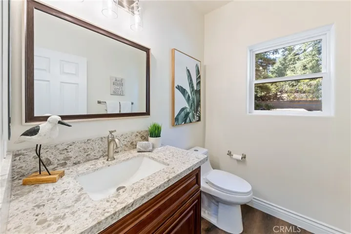 370 Auburn Drive, Lake Arrowhead, California 92391