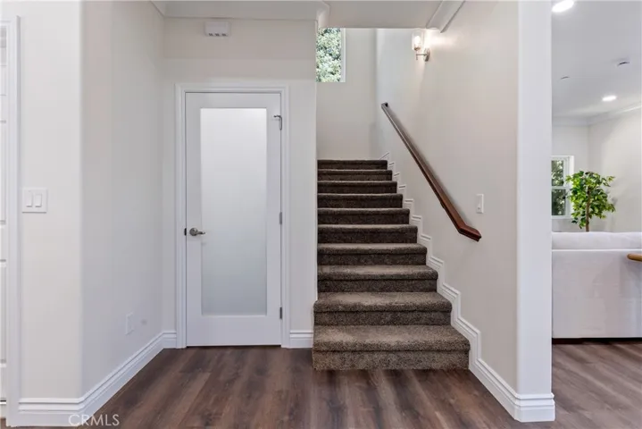 370 Auburn Drive, Lake Arrowhead, California 92391