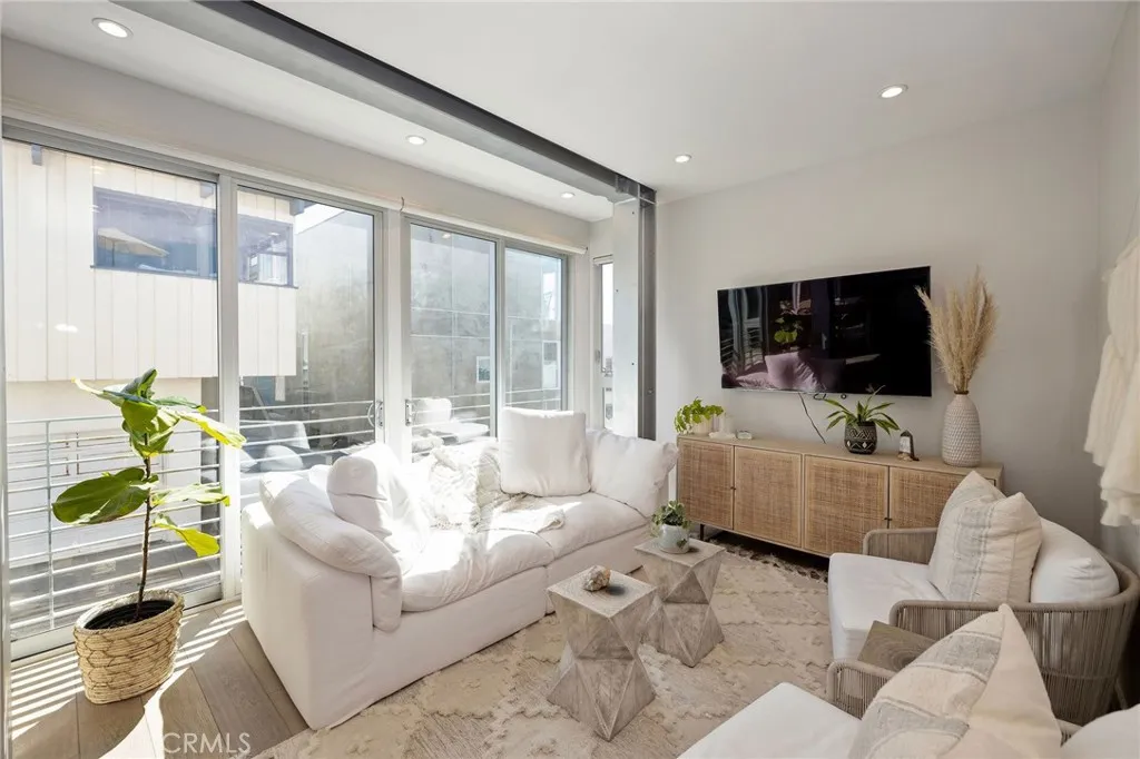 124 17th Street, Manhattan Beach, California 90266 home-pic-27