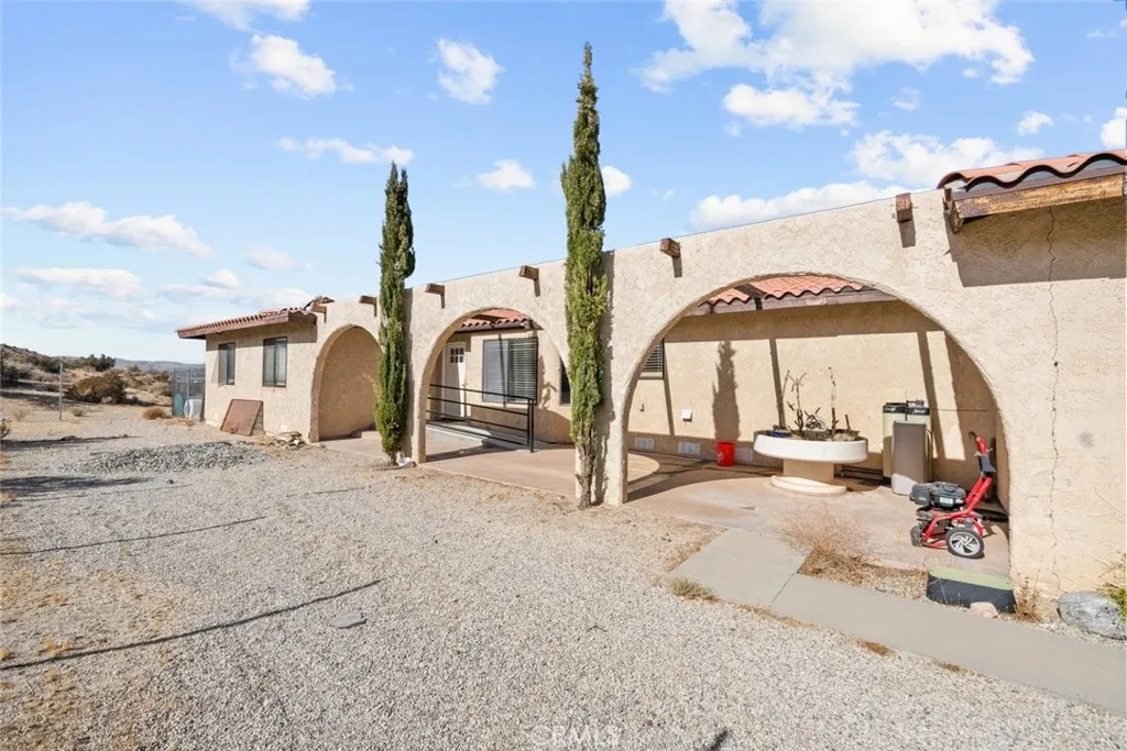 31350 157th Street E, Llano, California 93544 home-pic-39