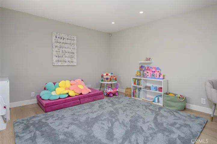 5867 E Mountain Loop Trail 11, Anaheim Hills, California 92807