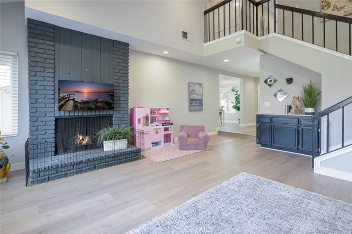 5867 E Mountain Loop Trail 11, Anaheim Hills, California 92807