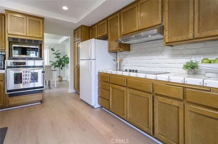 5867 E Mountain Loop Trail 11, Anaheim Hills, California 92807