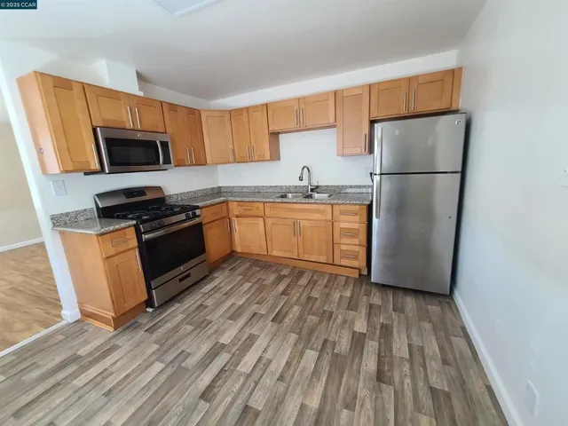 1906 Queens Road #8, Concord, California 94519