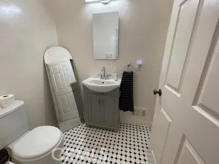 361 S Doheny Drive, Beverly Hills, California 90211 home-pic-5