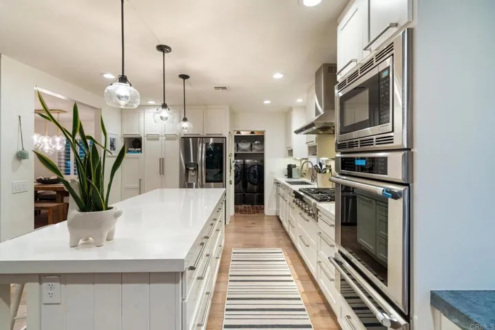 1756 Circo Del Cielo Drive, El Cajon, California 92020