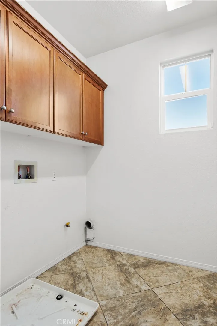 30272 Tattersail Way, Menifee, California 92584 home-pic-18