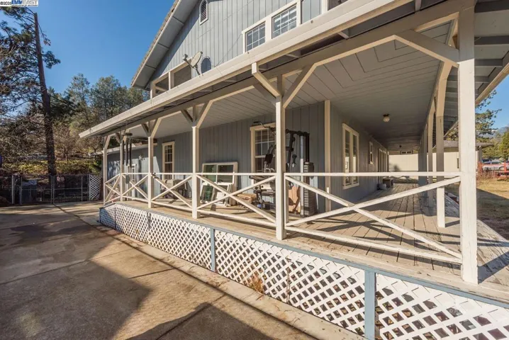33 Kelso Ave, Weaverville, California 96093