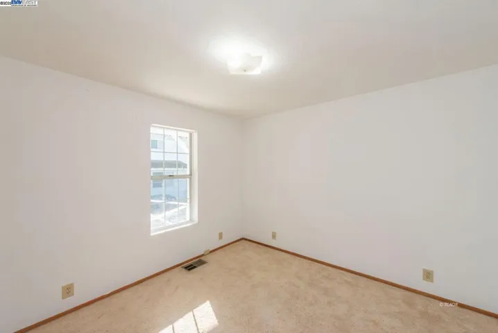 33 Kelso Ave, Weaverville, California 96093