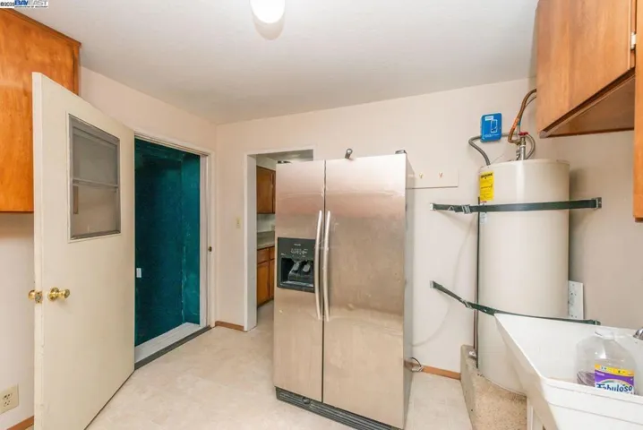 33 Kelso Ave, Weaverville, California 96093